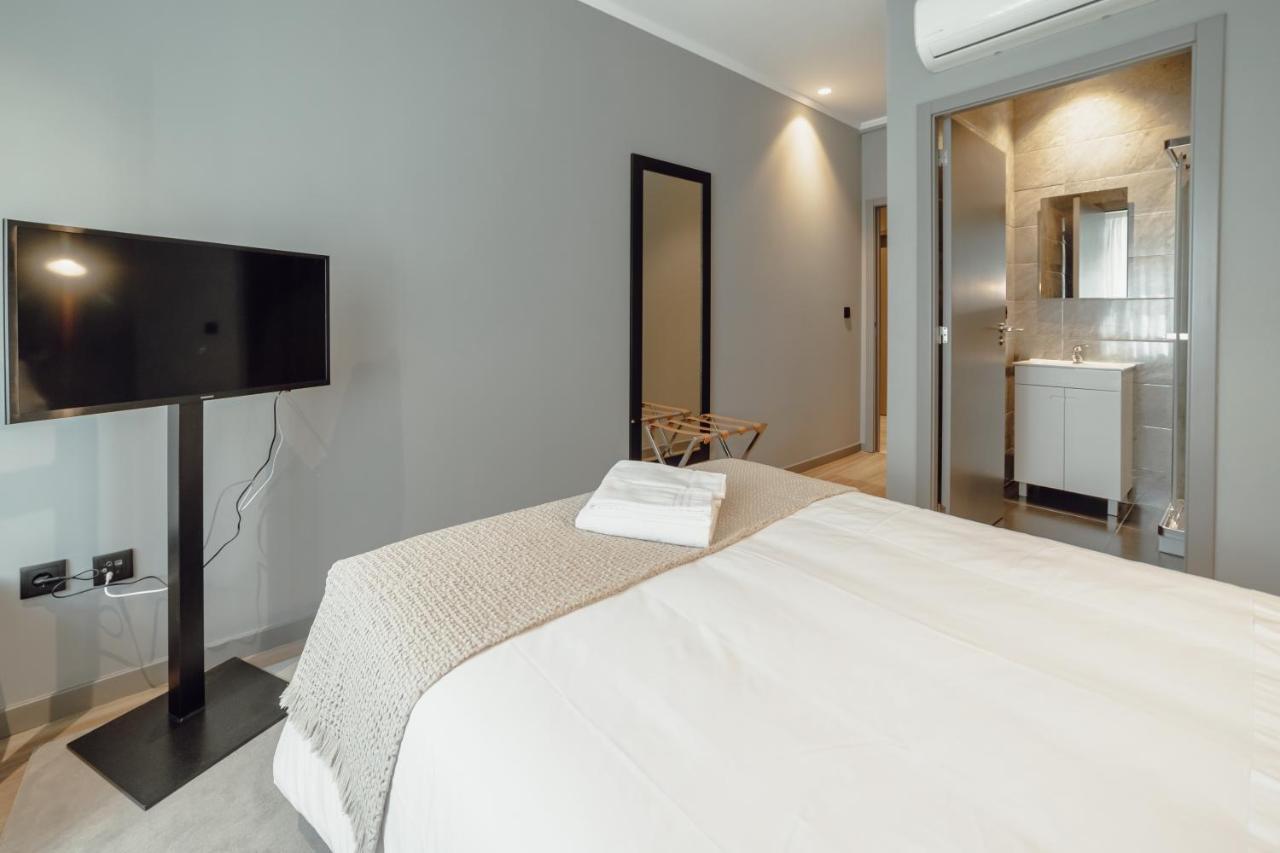 River Eyes Suites บีลาโนวาเดกายา ภายนอก รูปภาพ