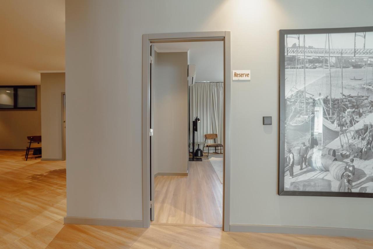 River Eyes Suites บีลาโนวาเดกายา ภายนอก รูปภาพ