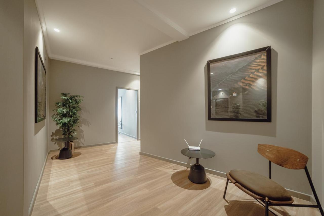 River Eyes Suites บีลาโนวาเดกายา ภายนอก รูปภาพ